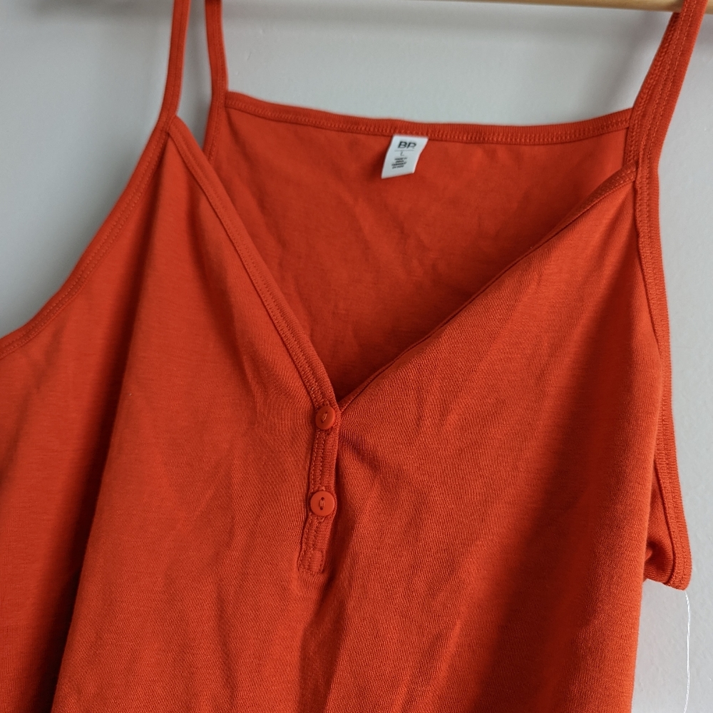 🆕🌿CAMI BUTTON TANK🌿 - Picture 3 of 5